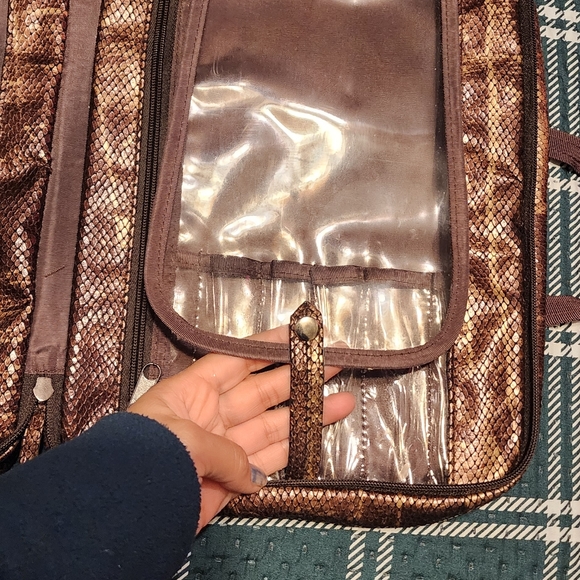 Celebrity Travel Makeup Bag used twice - Picture 3 of 11